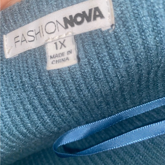 Fashion Nova Curve Dress/ Size:1x/ Blue/ Slightly worn - Picture 2 of 3